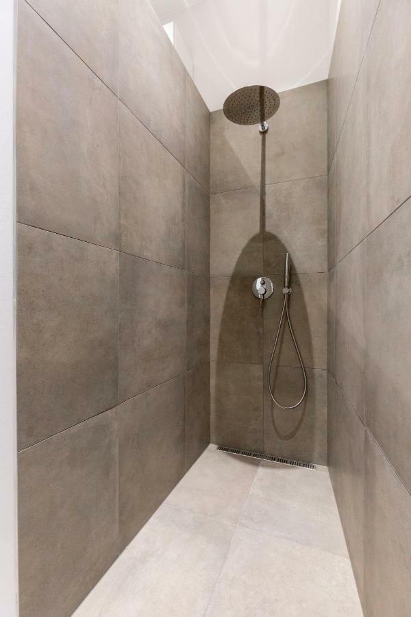 Designer Dream Home In The Center W 2Br/2Bath Budapeste Exterior foto