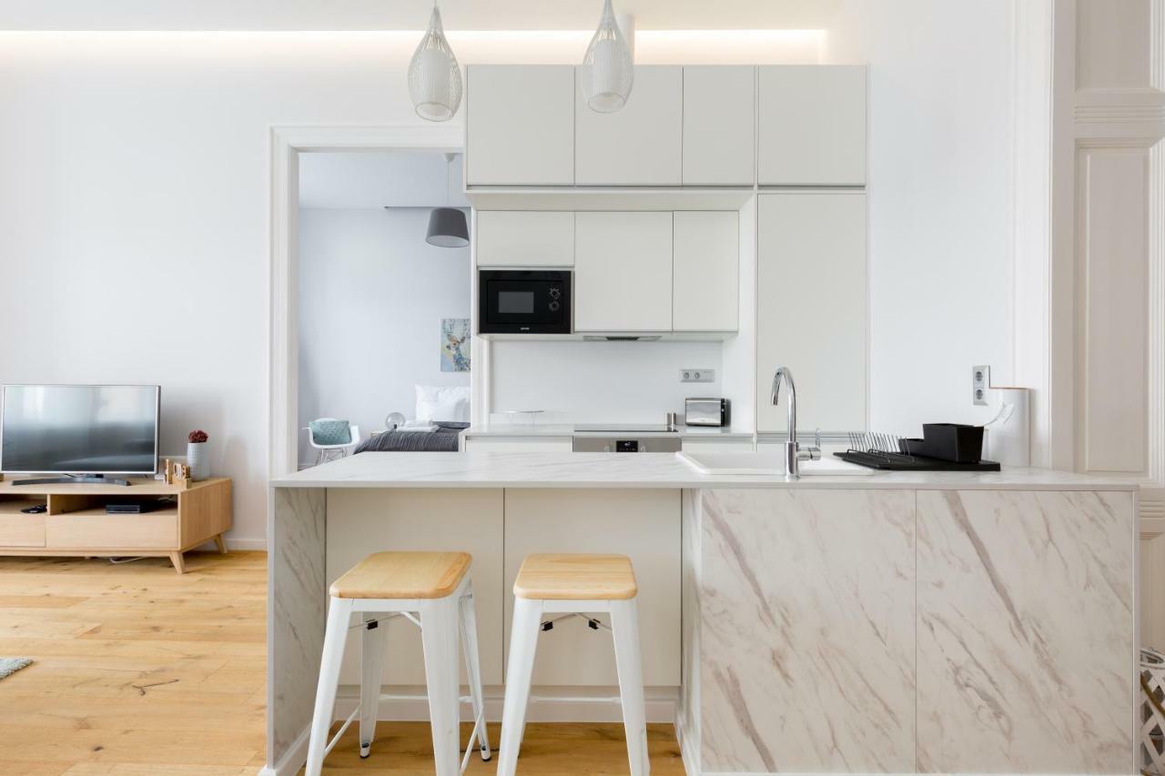 Designer Dream Home In The Center W 2Br/2Bath Budapeste Exterior foto