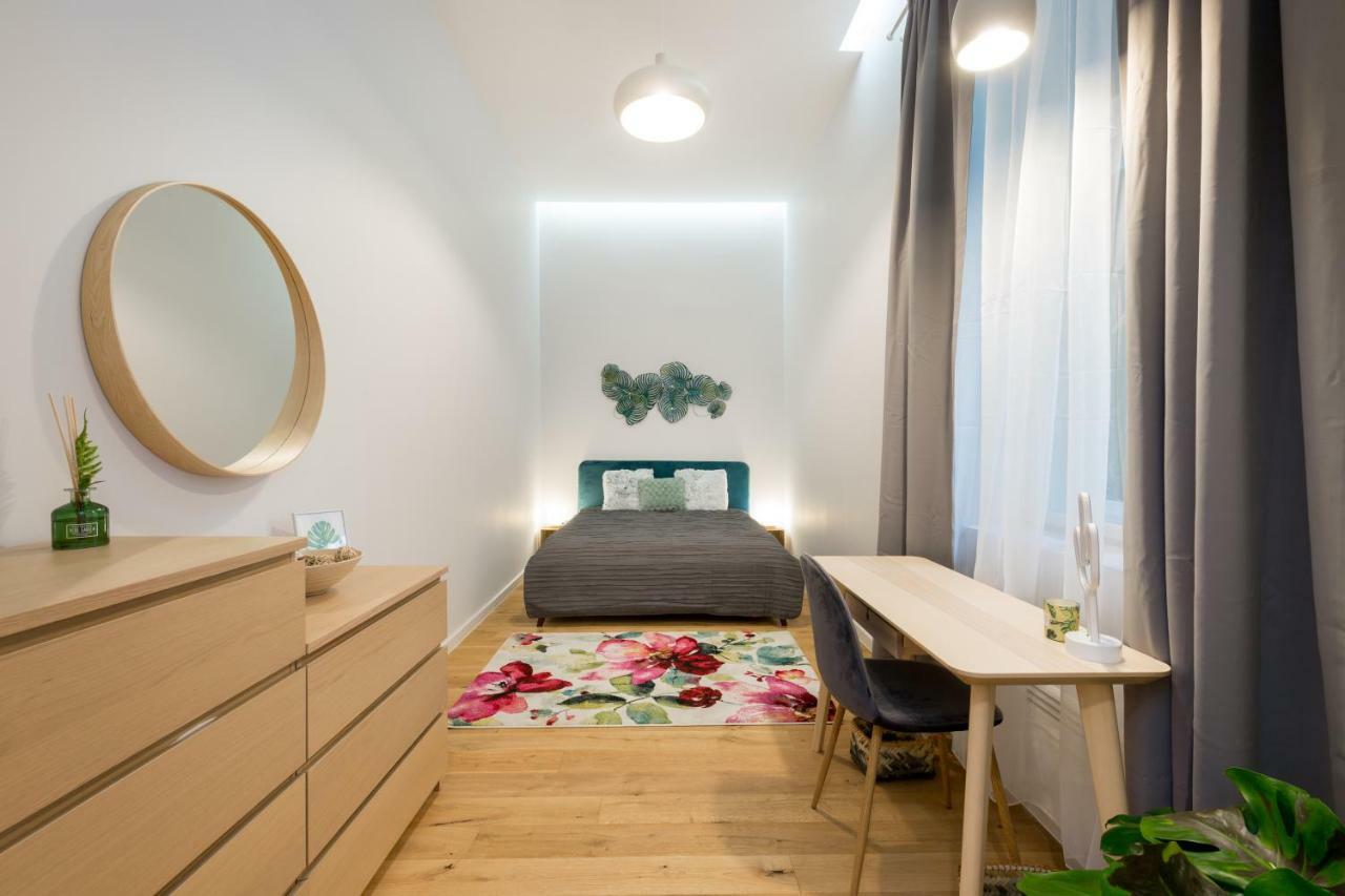 Designer Dream Home In The Center W 2Br/2Bath Budapeste Exterior foto